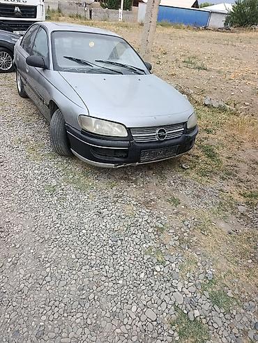 Транспорт: Opel Omega: 2000 г., 2 л, Механика, Бензин, Седан — 1