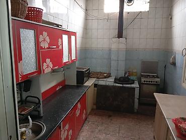 Продажа помещений свободного назначения: Продаю 2 дома на одном участке, первая линия, можно под бизнес. Общая — 22