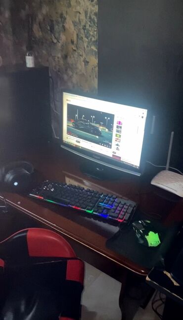 Noutbuk və netbuklar: Salam Sexsi oyun komputerimi satiram cox tecili pul lazimdi deye Steam