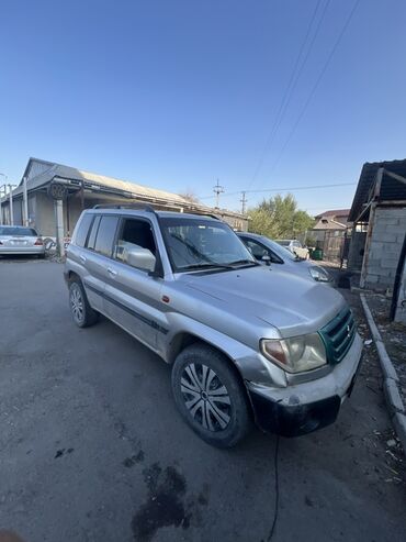 Mitsubishi: Mitsubishi Pajero Pinin: 2003 г., 2 л, Механика, Бензин, Внедорожник