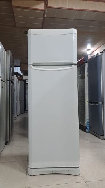 Soyuducular: 2 qapılı Indesit Soyuducu Satılır lalafo.az -da Soyuducular: 2 qapılı Indesit Soyuducu Satılır