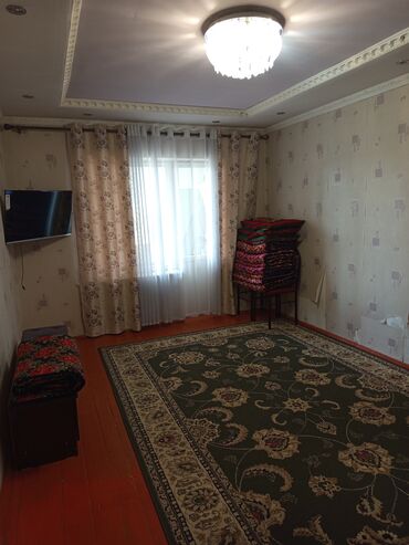батир квартира: 3 бөлмө, 74 кв. м, 105-серия, 3 кабат