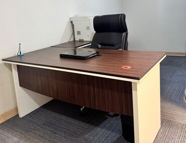 Ofis dəst mebeli: Şəkildə əks olunan bütün mebellər, televizor və televizor altı -da lalafo.az — 2 Ofis dəst mebeli: Şəkildə əks olunan bütün mebellər, televizor və televizor altı — 2