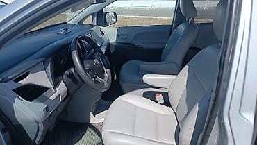 dongfeng 008: Toyota Sienna: 2019 г., 3.5 л, Автомат, Бензин, Минивэн — 7