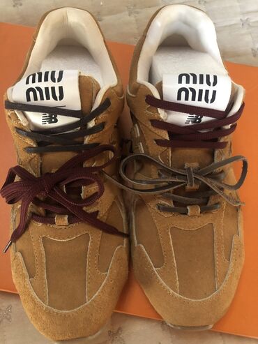 Women's Sneakers and athletic shoes: Кроссовки, замша,размер 38
