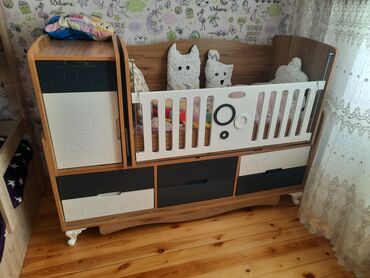 Mebel: Oğlan və qız üçün, İşlənmiş, Çarpayı, Bazasız, Matras ilə, Siyirməli