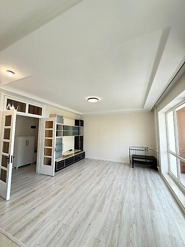 Продажа квартир: 3 комнаты, 73 м², Индивидуалка, 3 этаж, Евроремонт — 9