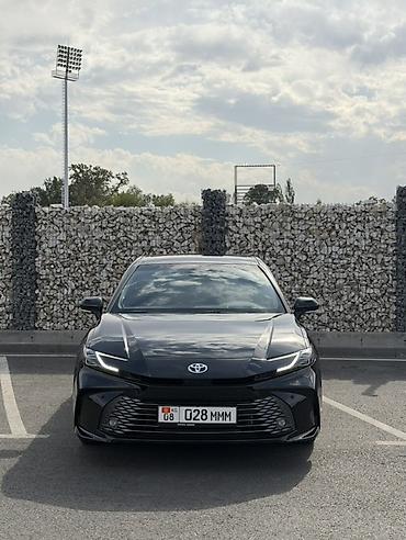 Toyota Camry: 2025 г., 2.5 л, Автомат, Бензин, Седан at lalafo.kg Toyota Camry: 2025 г., 2.5 л, Автомат, Бензин, Седан
