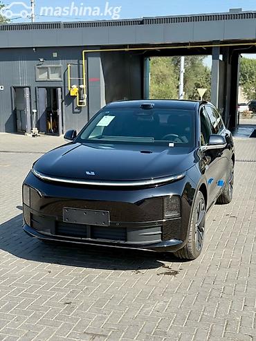 Lixiang: Lixiang L6: 2025 г., 1.5 л, Автомат, Электромобиль, Внедорожник — 3