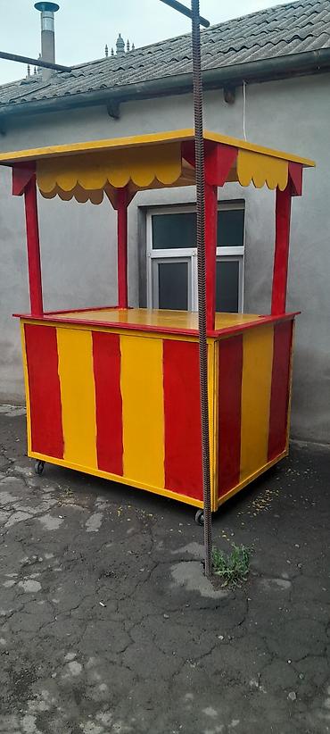 Будки, киоски: Portativ ticarət köşkü – taxta konstruksiya, üstü tentə tipli damla — 2