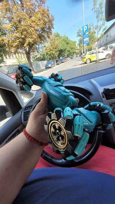 Dečiji električni automobili: Twist Climbing RC Car 360 Auto na daljinski 360 Materijal — 7