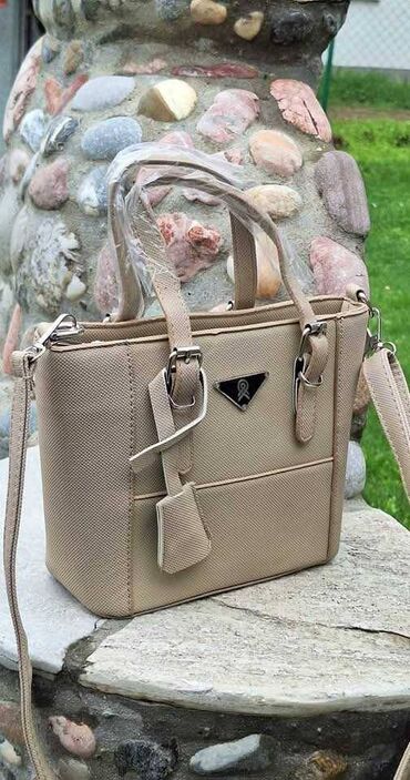 Torbe: Elegantna torbica