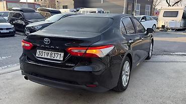Toyota: Toyota Camry: 2019 г., 2.5 л, Автомат, Гибрид, Седан — 3