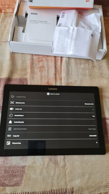 Tableti: Samsung Galaxy Tab A – 8.0 inča, beli + futrola sa tastaturomI jos — 29