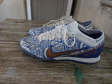 Məhsul: Nike Zoom qaçış/idman ayaqqabısı. Birce defe geyinilib, razmer