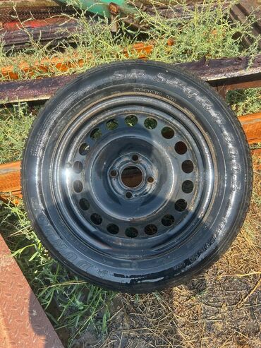 Кастрюли: Dunlop SP Sport 2000 təkər və polad disk - Ölçü: 195/60 R15 -
