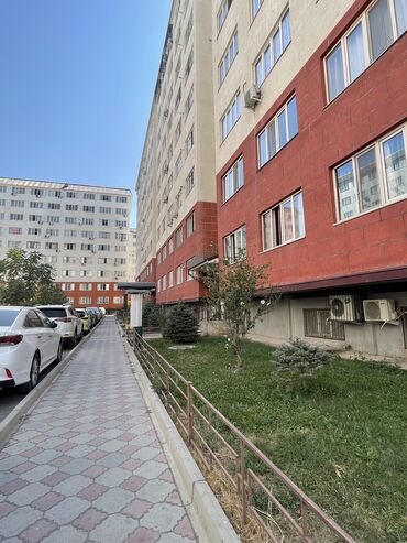 агентство недвижимости продажа домов: 2 бөлмө, 67 кв. м, 4 кабат, Евроремонт