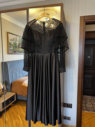 qara şalvarlar: Вечернее платье, Макси, XL (EU 42)
