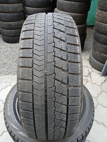 Шины: Шины 215 / 45 / R 17, Зима, Б/у, Комплект, Легковые, Япония, Bridgestone — 3