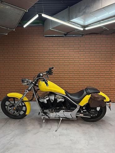 vt 1300: Honda Fury VT1300CXA — чоппер с ярким стилем и выразительным — 4