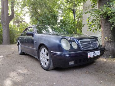 Mercedes-Benz: Mercedes-Benz E-Class: 1998 г., 3.2 л, Автомат, Бензин, Седан