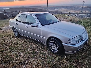 mercedes benz 208 d: Mercedes-Benz C-Class: 2.8 l | 1999 il Sedan — 2