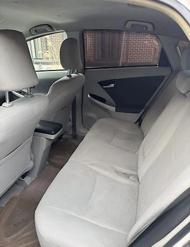 infinity fx35: Toyota Prius: 2010 г., 1.8 л, Автомат, Гибрид, Хэтчбэк — 4