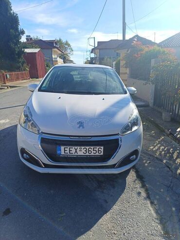 Peugeot: Peugeot 208: 1.2 l. | 2017 έ. 128000 km. Χάτσμπακ — 3