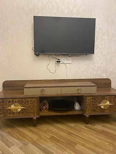 internet kabel: Qonaq otağı üçün dəst – konsol güzgü ilə, TV altlığı və komod ve Yataq — 2