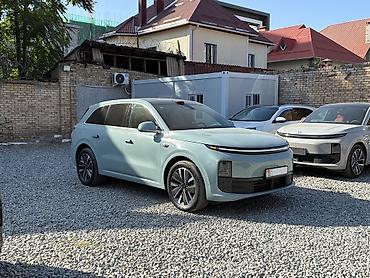 wuling mini ev: Lixiang L6: 2025 г., 1.5 л, Автомат, Гибрид, Кроссовер — 1