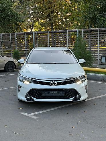 Toyota Camry: 2017 г., 3.5 л, Автомат, Бензин, Седан