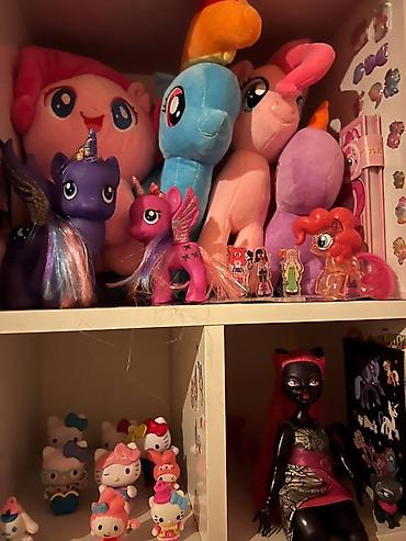 hello kitty: My little pony Monster High Hello Kitty — 1