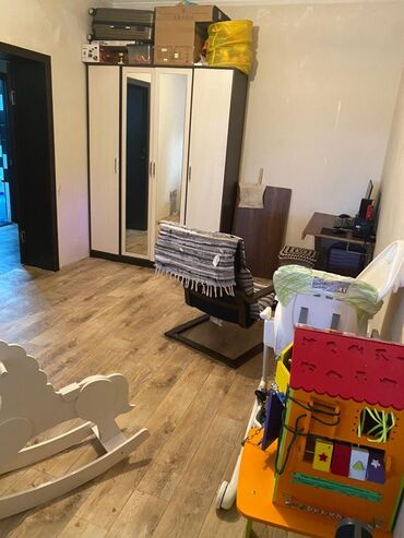 Продажа домов: Дом, 100 м², 4 комнаты, Собственник — 8