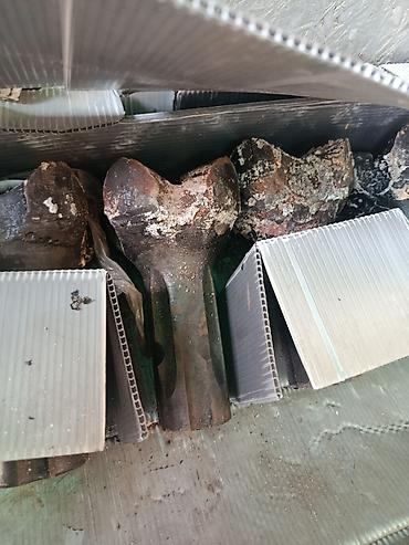 Другие инструменты: Продаю буровой инструмент . пневмоударники 110 и 94. переходники — 5