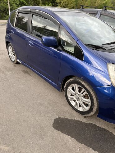 двигател на хонда фит: Honda Fit: 2009 г., 1.5 л, Бензин, Хэтчбэк