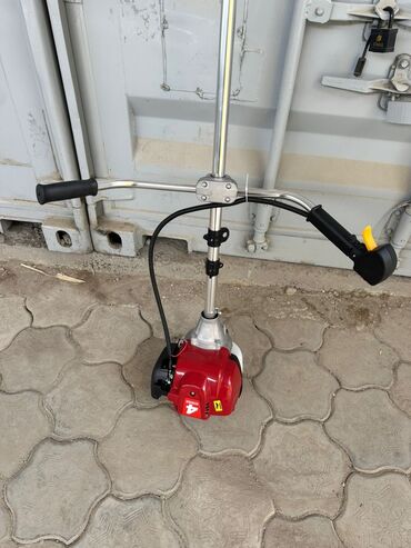 Триммеры, мотокосы: Триммер бензиновый 2 тактный комплект 3 насатка 1 запас пуская — 4