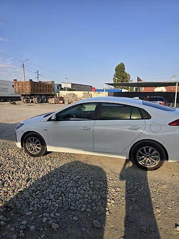 Унаа сатуу: Hyundai Ioniq: 2017 г., 1.6 л, Гибрид, Хетчбек — 5