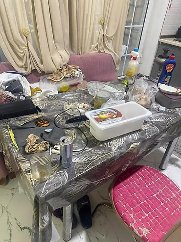 bal: Mətbəx üçün, İşlənmiş, Açılmayan, Dördbucaq masa, 4 stul — 1