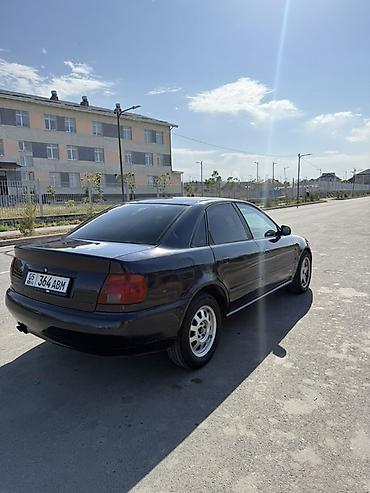 ауди а4 2015: Audi A4: 1995 г., 2.6 л, Механика, Газ, Седан — 2