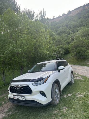 грузовой автомобиль: Toyota Highlander: 2020 г., 3.5 л, Автомат, Бензин, Кроссовер