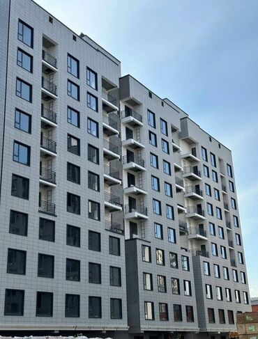 квартира берилет моторс: 1 бөлмө, 42 кв. м, Элитка, 4 кабат, ПСО (өзү оңдоп түзөтүп бүтүү үчүн)