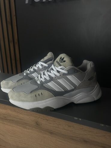 платья для свадьбы: Эркектердин кроссовкасы, 40, Adidas Originals, Жаңы, түсү - Боз, Акылуу жеткирүү