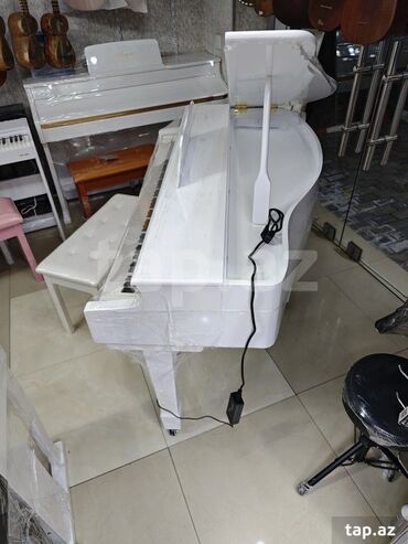 Pianolar: Piano, Rəqəmsal, Yeni, Ünvandan götürmə — 3