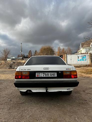 Audi: Audi 100: 1988 г., 1.8 л, Механика, Седан — 6