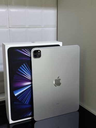 Apple iPad: Apple iPad Pro (gümüş rəng) – 11" seriyası Xüsusiyyətlər: - Premium — 5