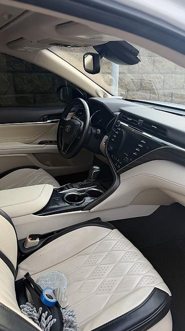 voxy noah: Toyota Camry: 2018 г., 2.5 л, Вариатор, Гибрид, Седан — 2