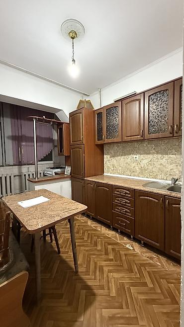 квартира 12 мик: 3 комнаты, 63 м², 106 серия, 3 этаж, Косметический ремонт — 4