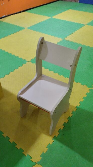 Uşaq masaları: Oğlan və qız üçün, İşlənmiş, Bağça masası — 13