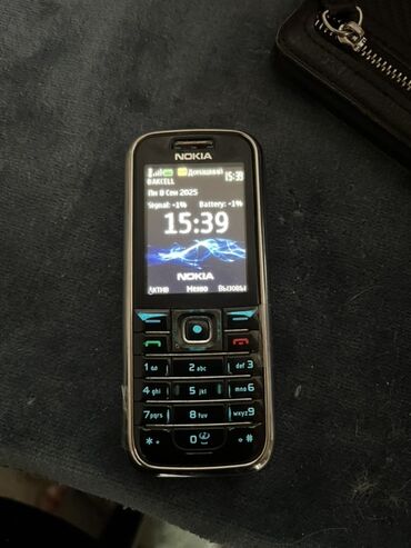Samsung: Nokia 6220 Classic, цвет - Черный, Кнопочный