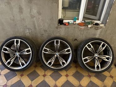 зимняя резина бу на 15: Литые Диски R 20 BMW, отверстий - 5, Б/у